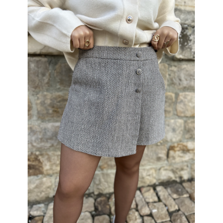 Jupe short/ Jupe short classe/ Jupe short élégante /Jupe short a zip