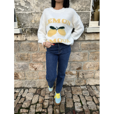 Pull Blanc Col Rond "Lemon Amour" - Douceur et Style Décontracté