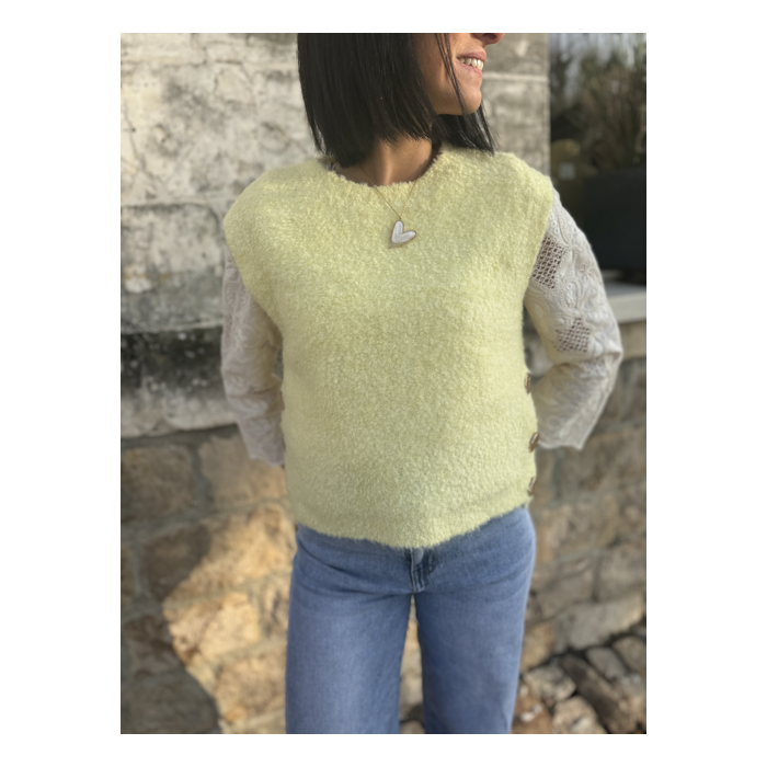 Pull Sans Manches Jaune avec Boutons dorés- Style et Modernité