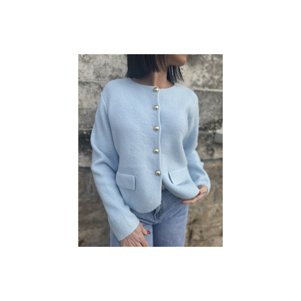 Cardigan Bleu Ciel - Élégance et Douceur pour Tous Vos Looks