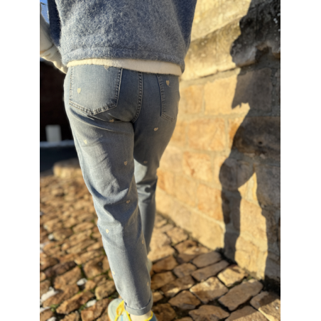 Pantalon Bleu Clair à Imprimé Cœurs Gris - Originalité et Douceur