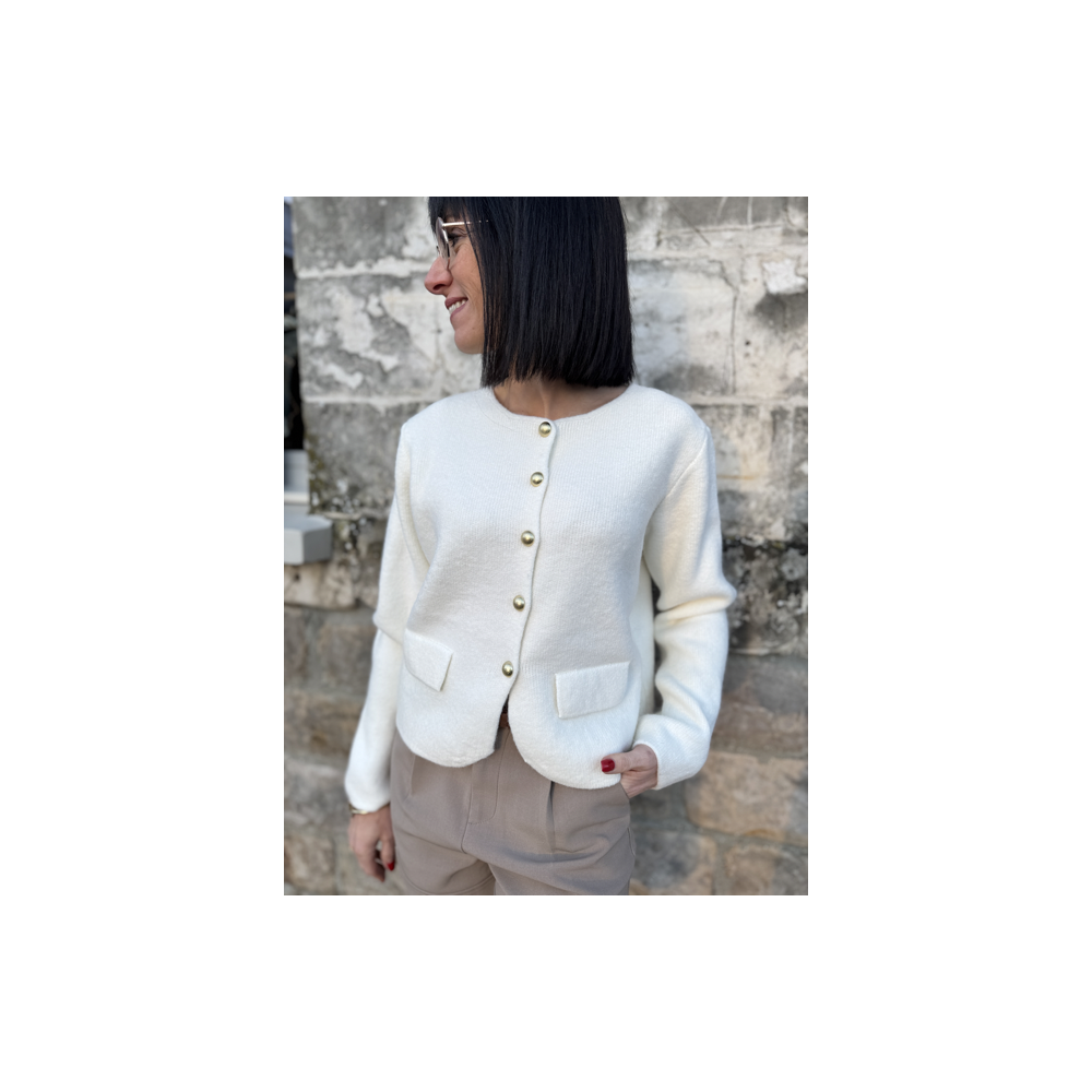 Cardigan blanc - Élégance et Douceur pour Tous Vos Looks