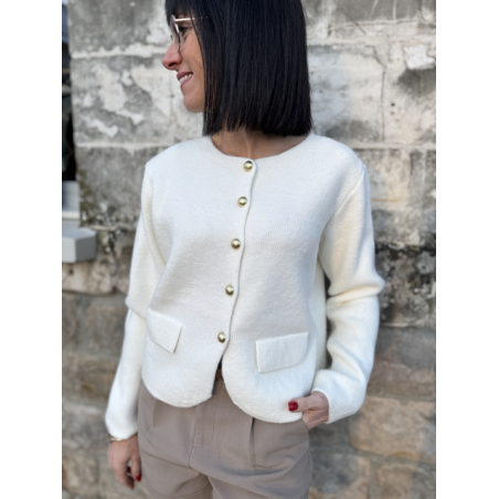 Cardigan blanc - Élégance et Douceur pour Tous Vos Looks