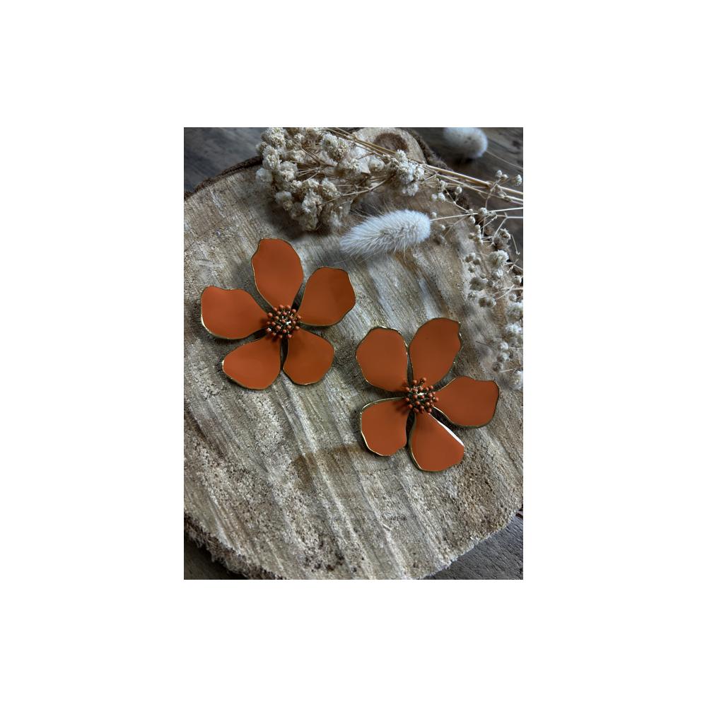 Boucles d'oreilles Flora  dorées en acier inoxydable – Élégance et durabilité