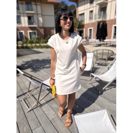Robe tee-shirt blanc ou jaune – Melle Jeanne | Confort et style au quotidien