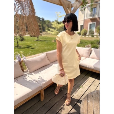 Robe tee-shirt blanc ou jaune – Melle Jeanne | Confort et style au quotidien