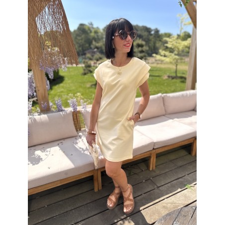 Robe tee-shirt blanc ou jaune – Melle Jeanne | Confort et style au quotidien