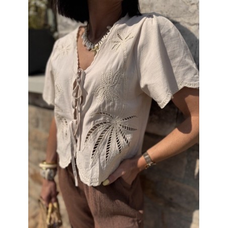 Blouse Femme Manches Courtes avec Nœud et Broderie Palmier – Écrue ou Blanche
