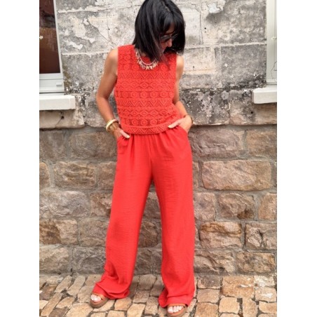 Combinaison noire ou rouge – Dentelle & pantalon fluide – Dos croisé | Melle Jeanne