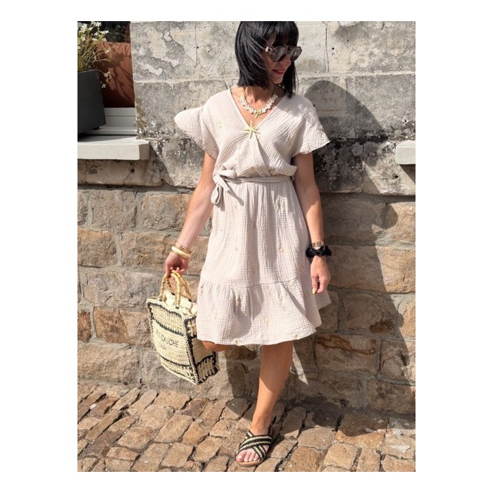 Robe courte taille unique effet gaze de coton – Cache-cœur & taille élastiquée avec broderies florales | Collection Le Soleil