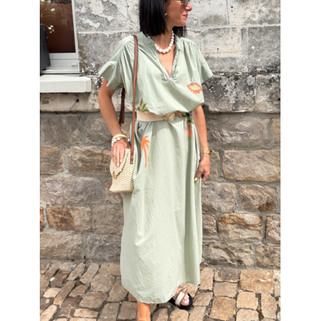 Robe longue kaki clair brodée – Taille unique 36 à 44 | Melle Jeanne