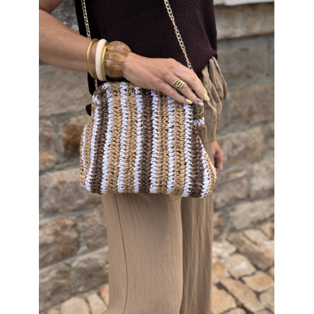 Pochette tressée marron blanc camel – Chaîne dorée | Melle Jeanne