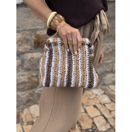Pochette tressée marron blanc camel – Chaîne dorée | Melle Jeanne
