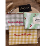 Pochette brodée Merci – Carreaux vichy rétro