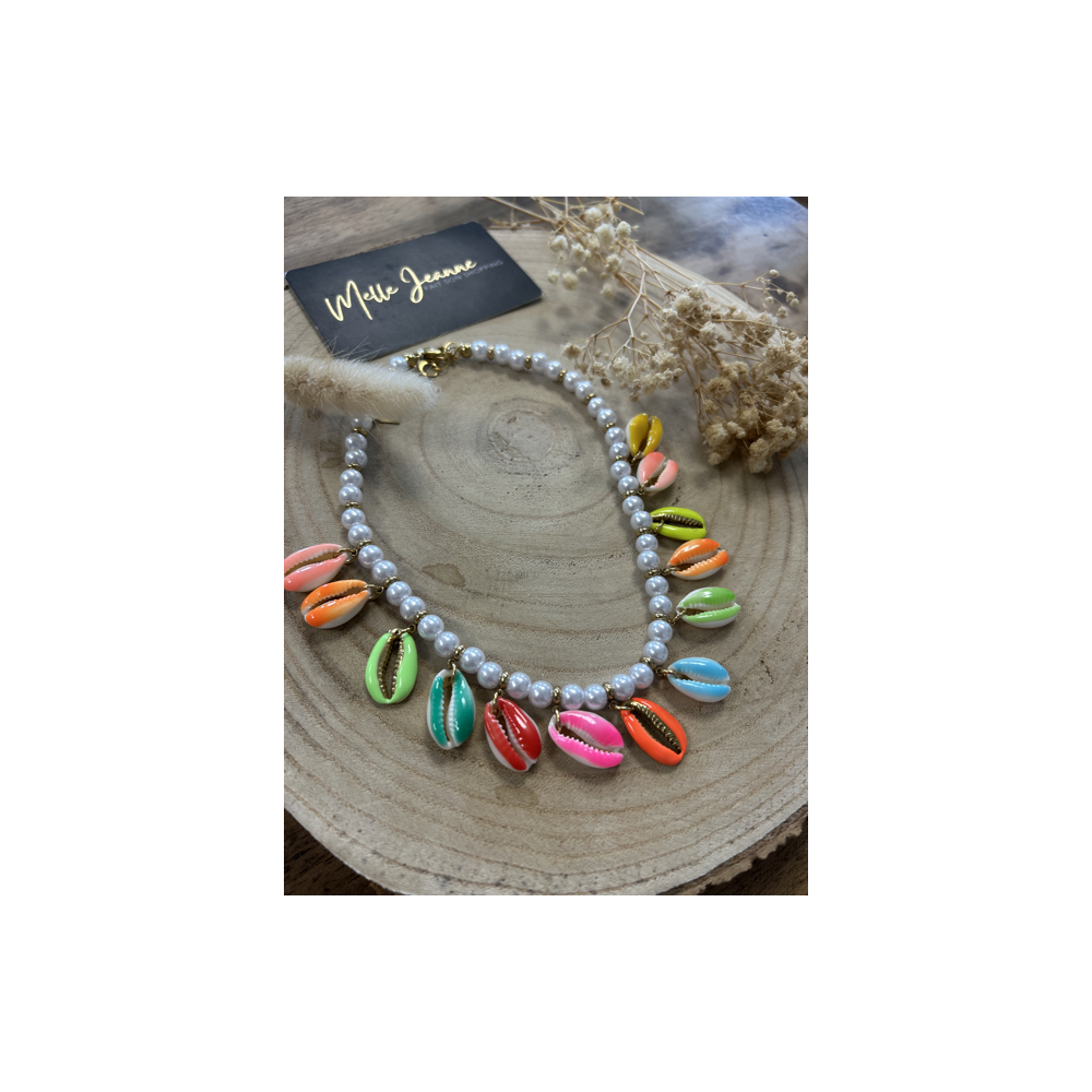 Collier coquillages multicolores – Bijou estival bohème Collier coquillages multicolores – Bijou estival bohème