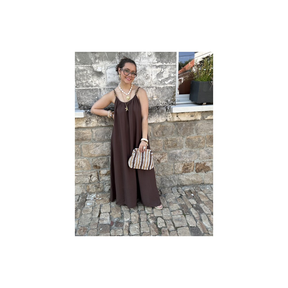 Robe fluide avec bijoux amovibles – Beige ou marron – Tailles SM / ML Robe fluide avec bijoux amovibles – Beige ou marron – Tailles SM / ML