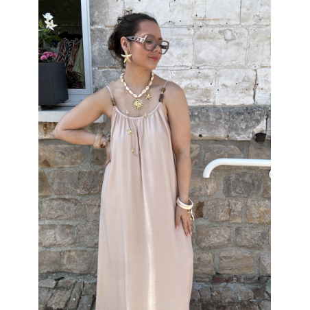 Robe fluide avec bijoux amovibles – Beige ou marron – Tailles SM / ML