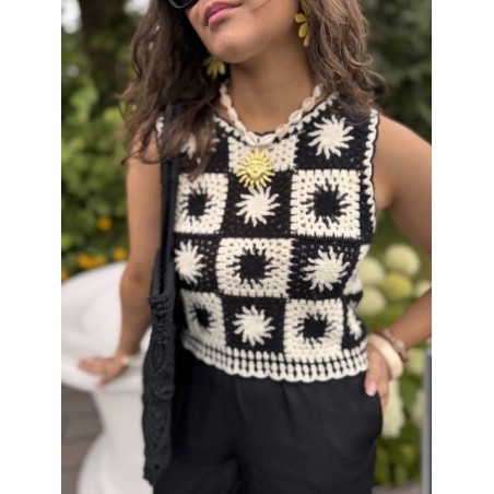 Top court crochet noir & blanc – Motif soleil | Escapade Azur | Melle Jeanne