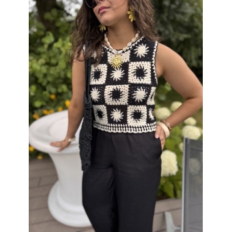 Top court crochet noir & blanc – Motif soleil | Escapade Azur | Melle Jeanne
