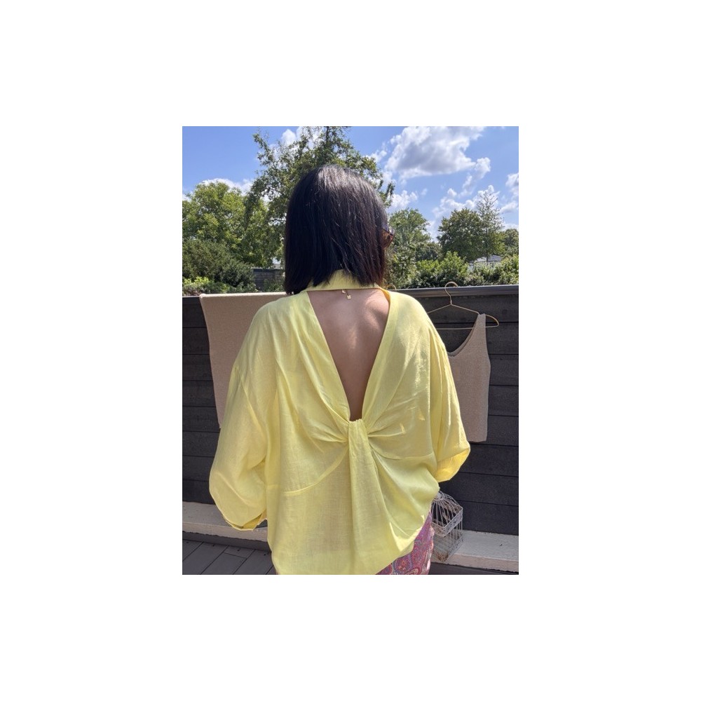 Chemise fluide dos nu noué – lin & viscose – jaune ou rose Chemise fluide dos nu noué – lin & viscose – jaune ou rose