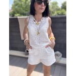 Top en dentelle blanc – dos boutonné élégant