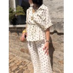 Ensemble fluide noir et blanc à pois – pantalon large & haut ceinturé