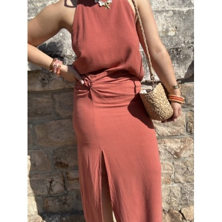Jupe longue terra-cotta – taille haute effet nouée avec fente