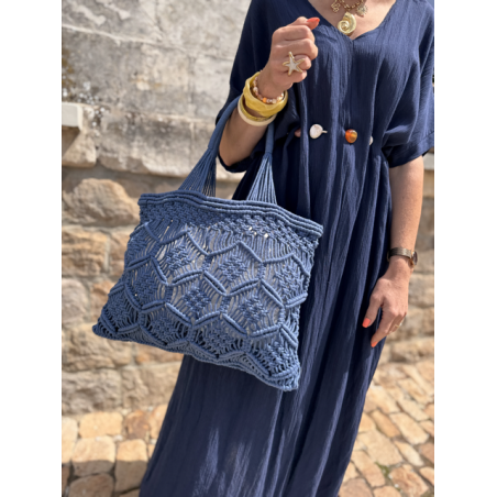 Robe longue fluide noire ou bleu marine avec ceinture coquillages – Taille unique jusqu’à 42