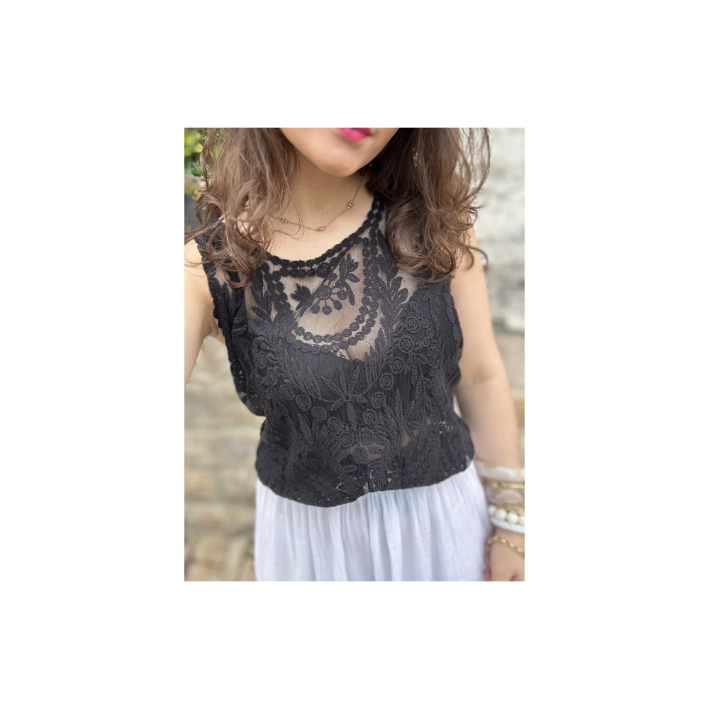 Top noir dentelle et tulle – Taille unique 36 à 42 | Melle Jeanne Top noir dentelle et tulle – Taille unique 36 à 42 | Melle Jeanne