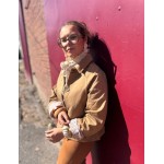 Trench Court Camel – Revers Fleuris Roses, Élégant et Féminin (S, M, L)