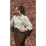 Blouse blanche brodée – style bohème chic et romantique