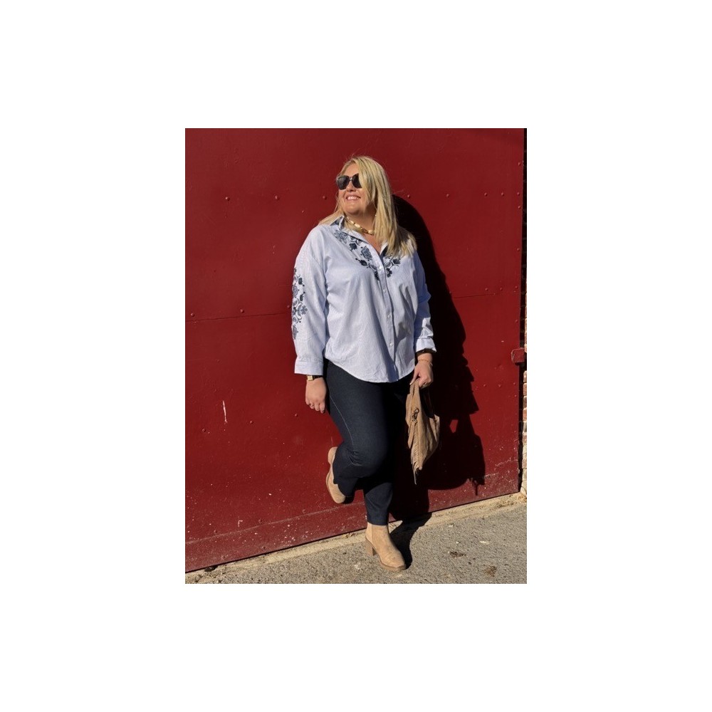 Jean Flared Femme Taille Haute – Brut ou Taupe (38 au 48) Jean Flared Femme Taille Haute – Brut ou Taupe (38 au 48)