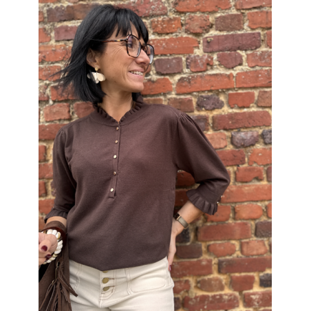 Pull fin élégant avec boutons & manches volantées – Écru ou Marron – Tailles XS/S et M/L