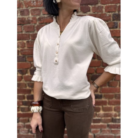 Pull fin élégant avec boutons & manches volantées – Écru ou Marron – Tailles XS/S et M/L