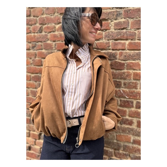 Bomber Court Femme en Suédine Camel – Taille Unique 36 à 40