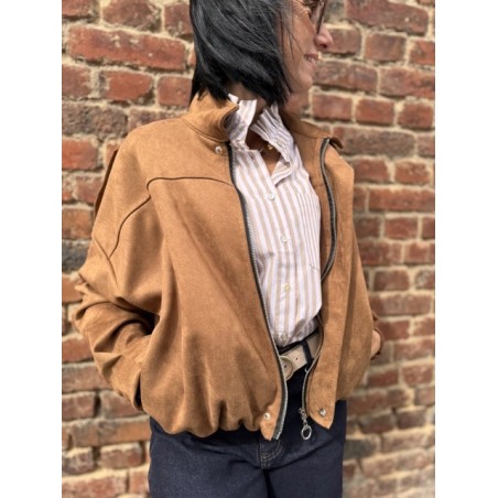 Bomber Court Femme en Suédine Camel – Taille Unique 36 à 40