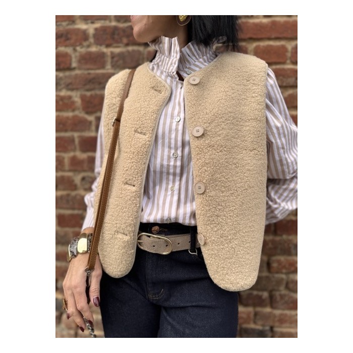 Gilet Sans Manches Femme – Moumoute Marron avec Poches et Pressions (S, M, L)