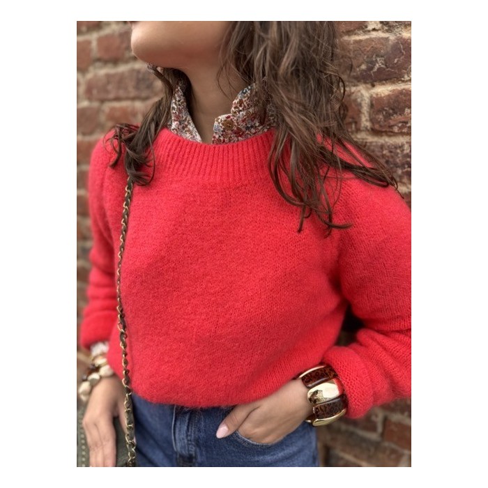 Pull Femme Col Rond Classique – Rouge Corail (Taille Unique 36 à 42)