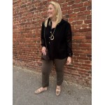 Chemisier plissé noir ou beige – Grande taille 42 à 50 | Élégance et style