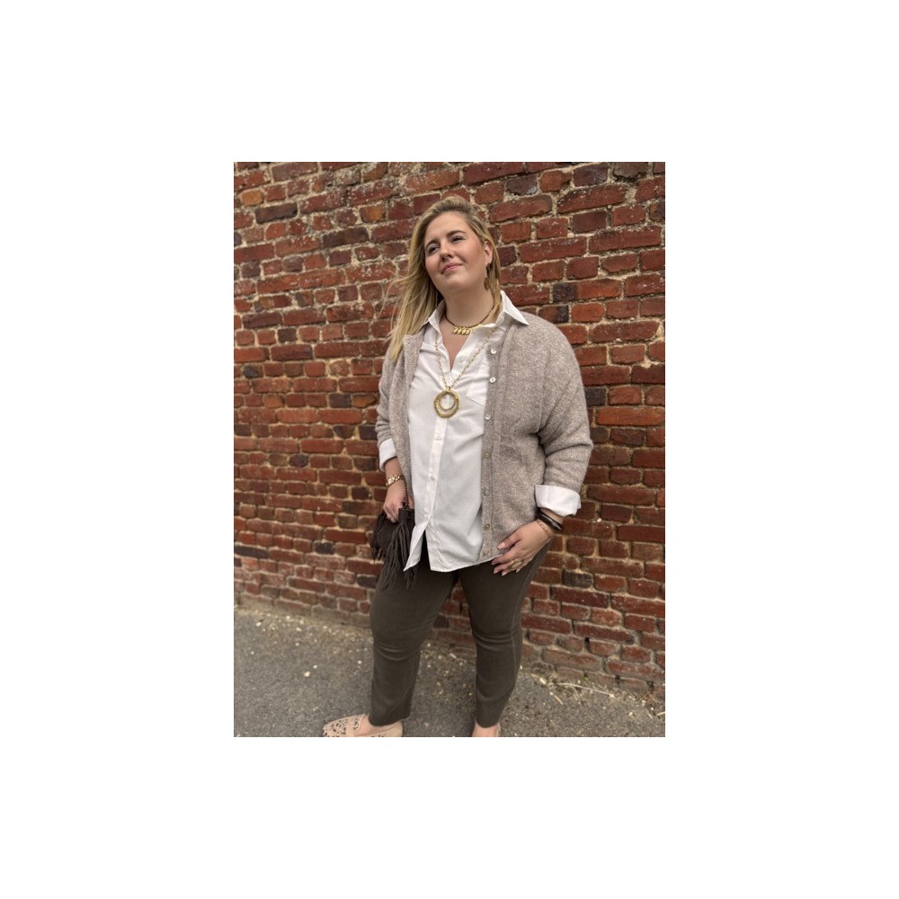 Gilet en laine beige – Taille unique 42 à 50 | Confort et élégance Gilet en laine beige – Taille unique 42 à 50 | Confort et élégance