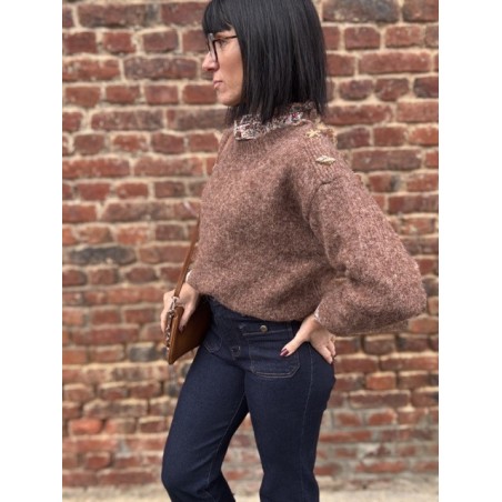 Pull marron femme chic – Détails soleil & coquillages à l’épaule | Taille unique 36-42