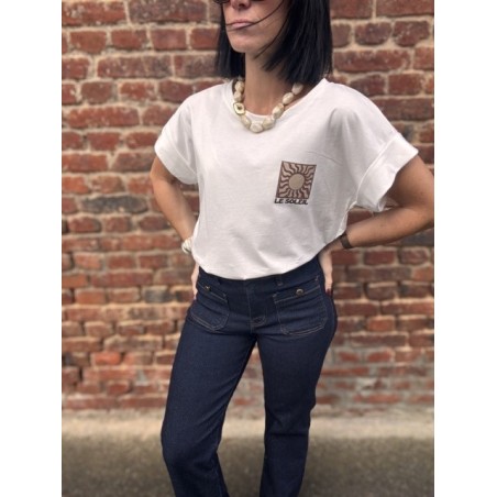 T-shirt blanc femme motif soleil – Dos imprimé & poitrine | Vert ou Marron | Taille unique 36-42