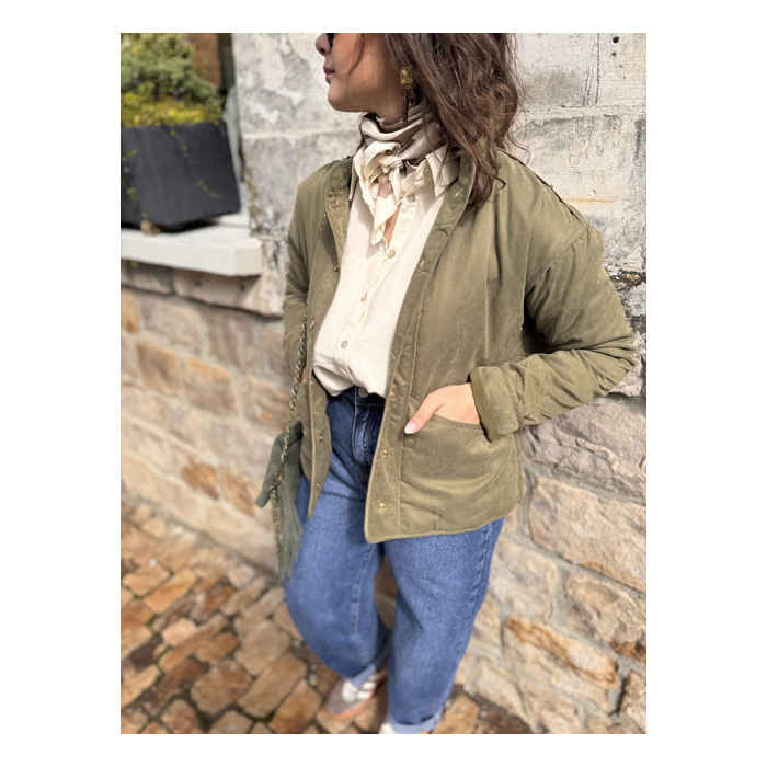 Veste kaki femme avec boutons dorés – Tailles XS à XL | Style chic et décontracté