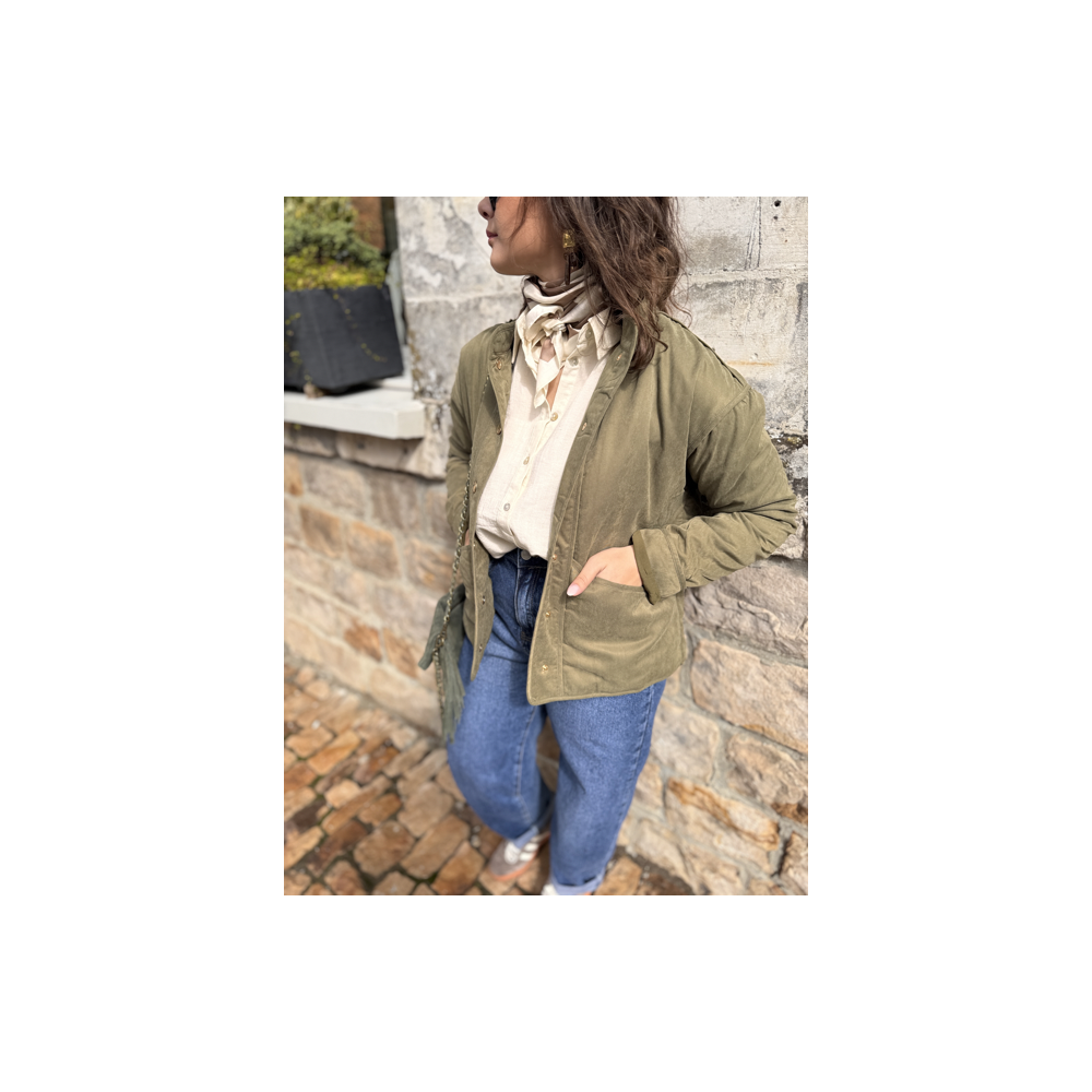 Veste kaki femme avec boutons dorés – Tailles XS à XL | Style chic et décontracté