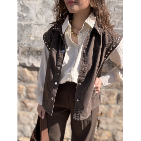 Veste sans manches femme marron en jean – Détails métal – Tailles S à L