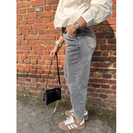 Jean coupe ballon – Confort et style pour la rentrée