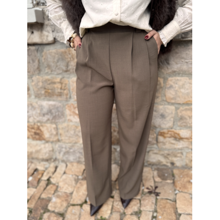 Pantalon marron ou Taupe de tailleur femme – Taille élastiquée et pinces – Du XS au L