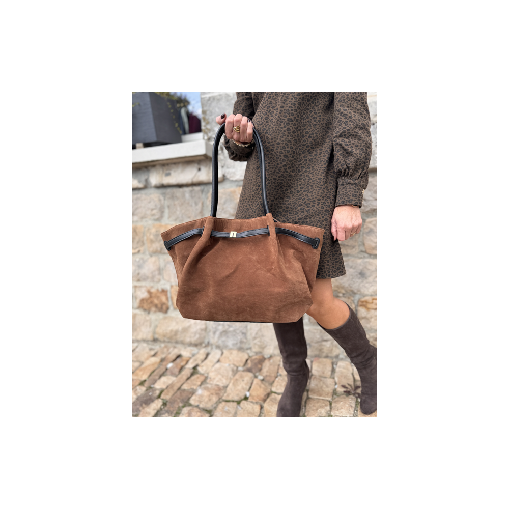 Sac en daim camel femme – Format shopping avec anses élégantes Sac en daim camel femme – Format shopping avec anses élégantes