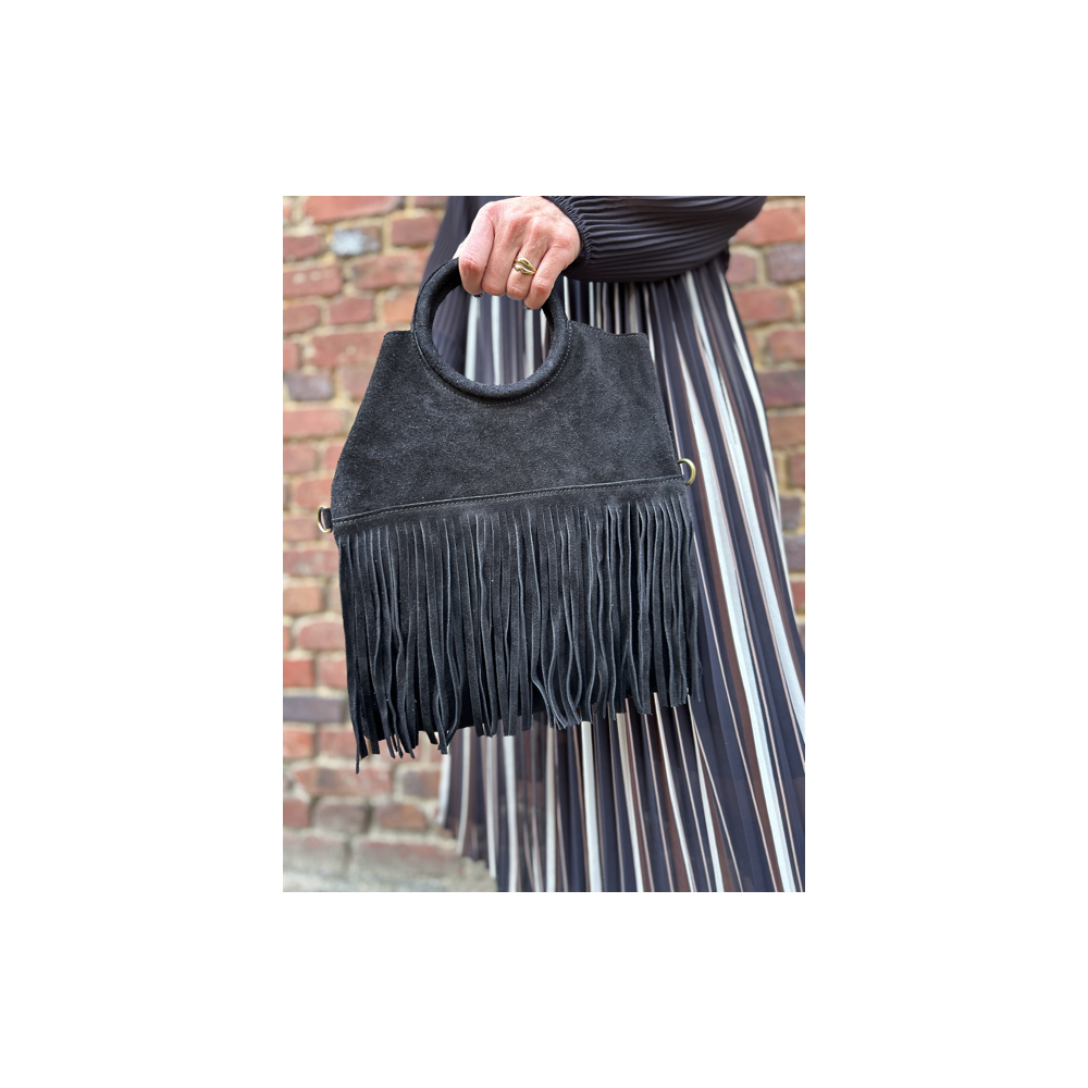 Petit sac noir en daim femme – Franges bohème, anse ronde & bandoulière amovible Petit sac noir en daim femme – Franges bohème, anse ronde & bandoulière amovible