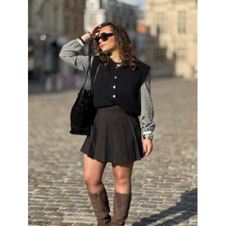Chemise Vichy Noir & Blanc – Détails Dentelle – Collection Allure d’Automne